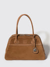 woman's shoulder bag
