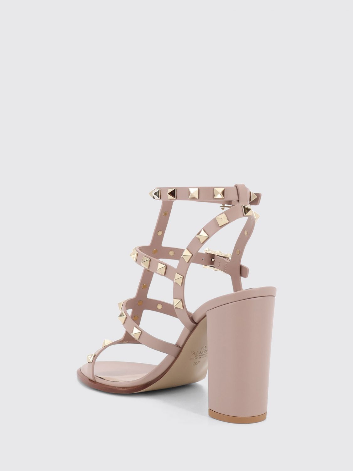 woman's heeled sandal