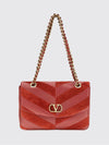 woman's shoulder bag