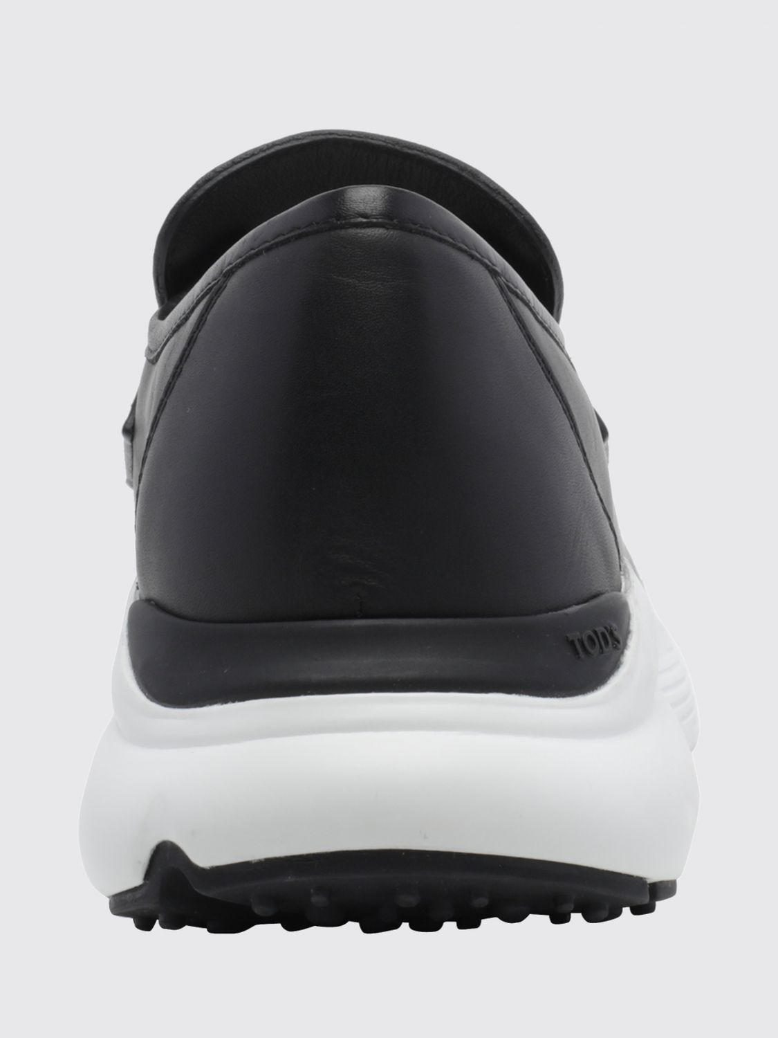 penny loafers in smooth calf leather with a serrated sole