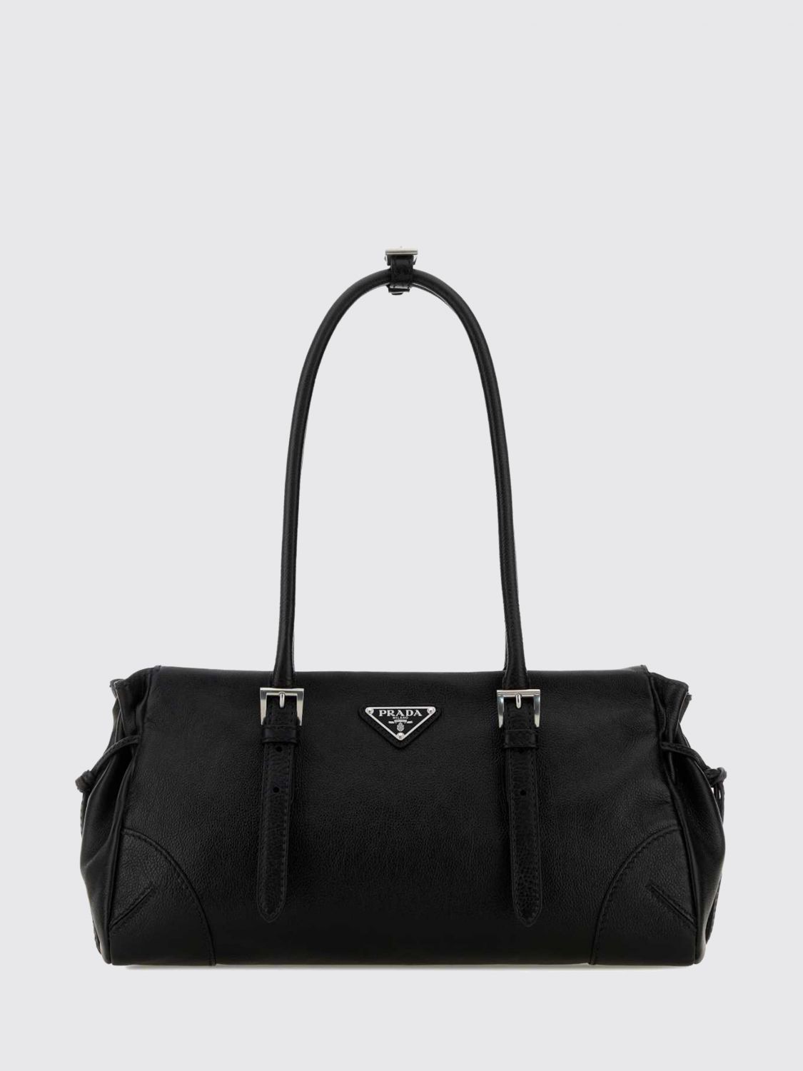 woman's shoulder bag