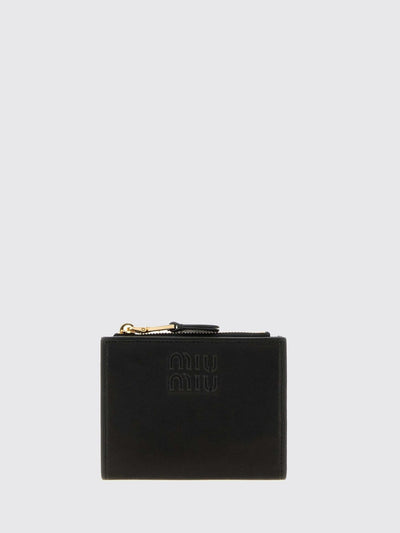 woman's wallet