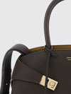 medium hug grained calf leather tote bag with shoulder strap
