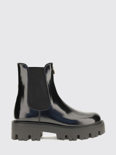 woman's boots