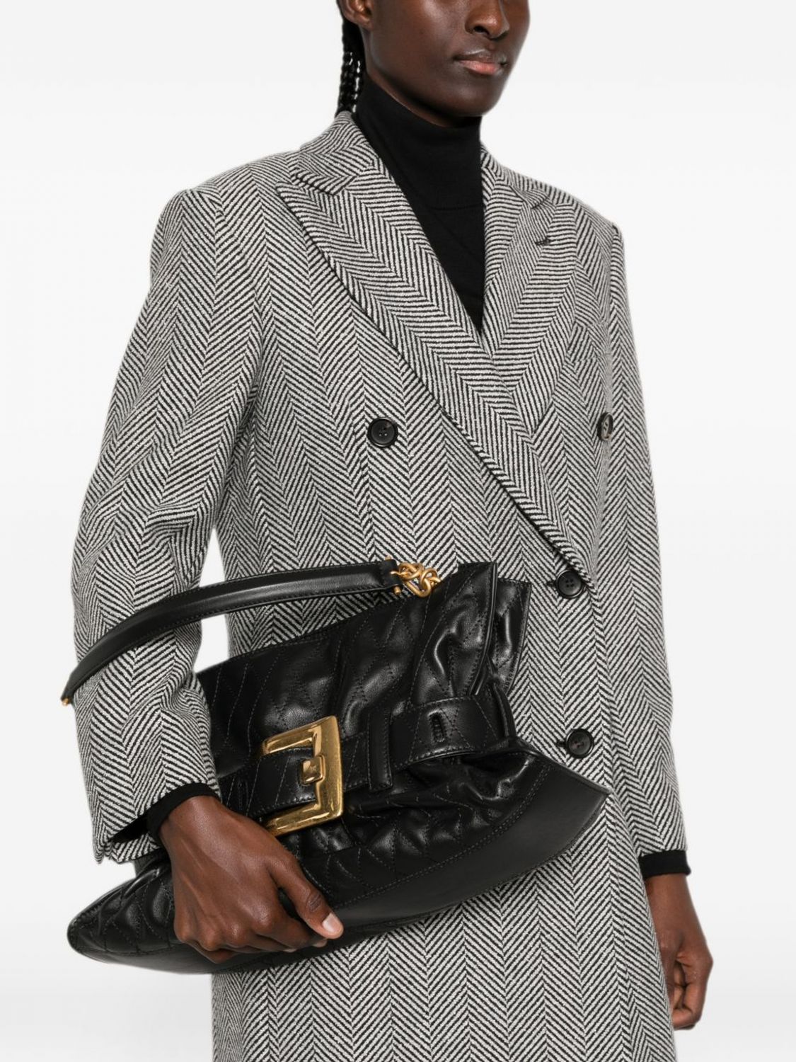 woman's shoulder bag