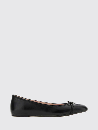 woman's ballet flat