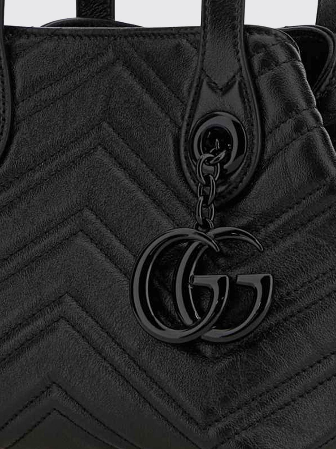 gg marmont mini top handle bag in matelassé chevron nappa