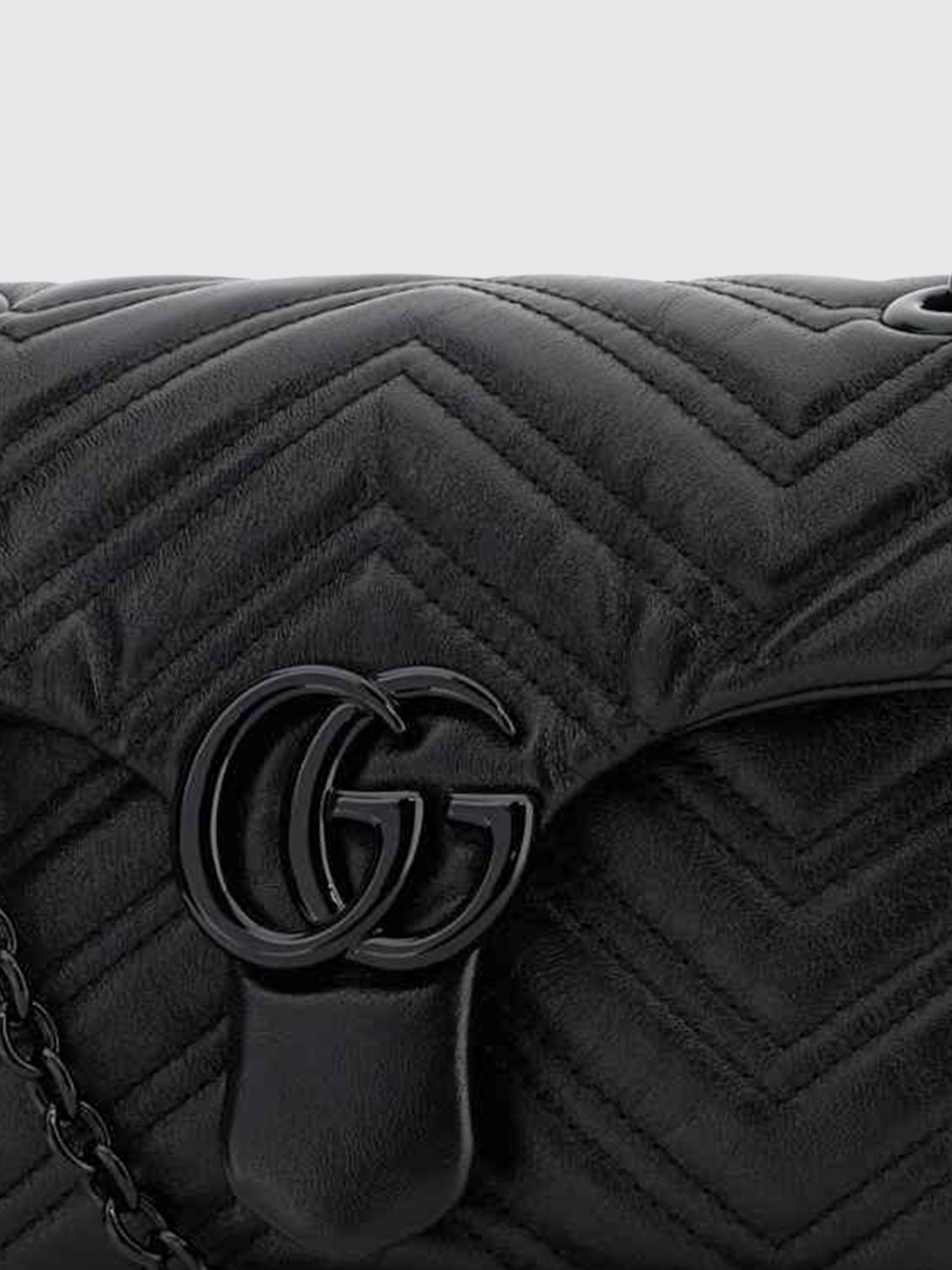 gg marmont mini shoulder bag in matelassé nappa with chain strap