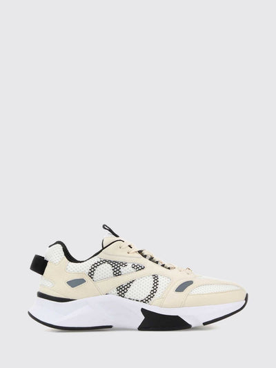 woman's sneakers