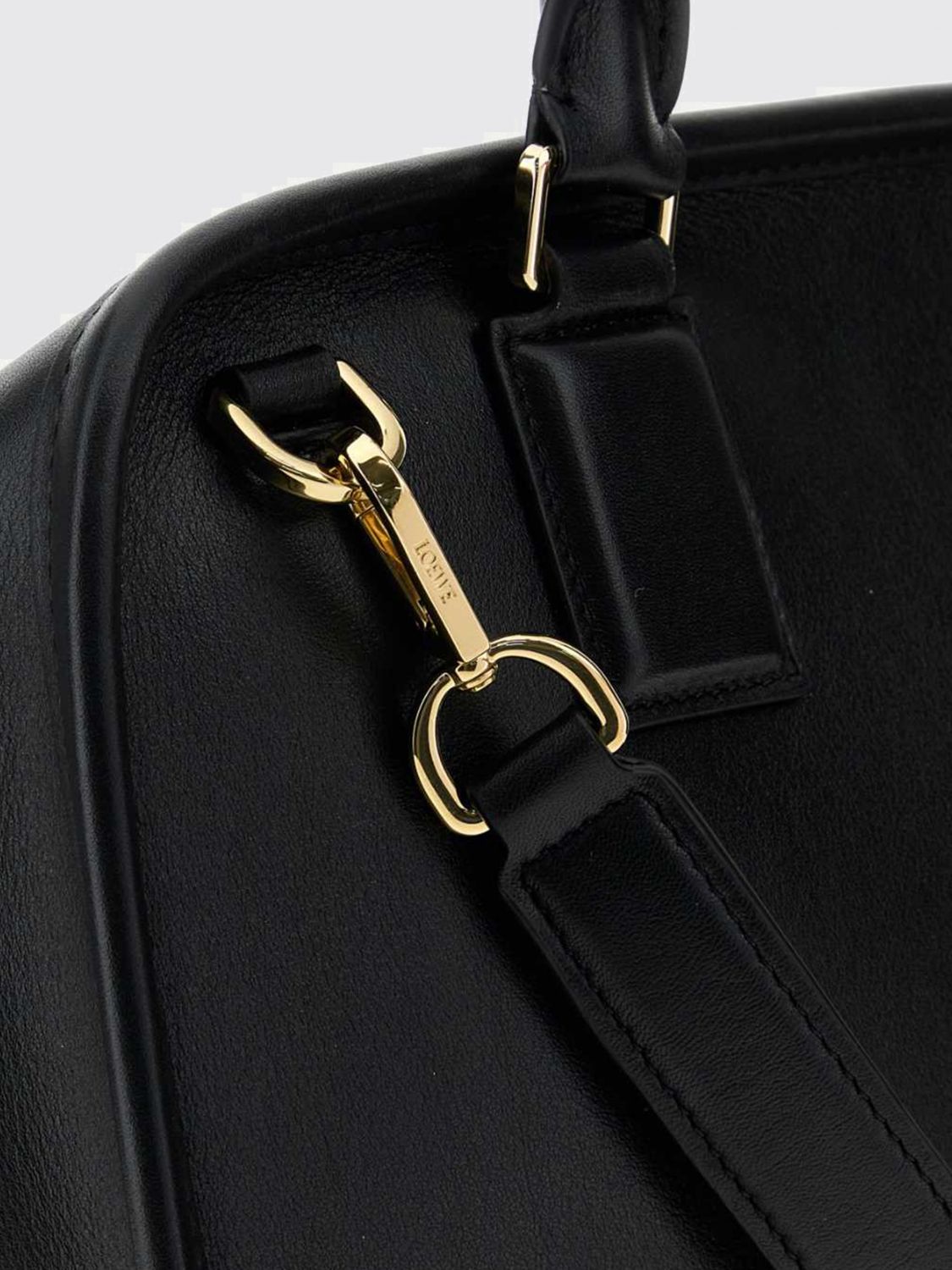 amazona 180 calfskin handbag with removable shoulder strap