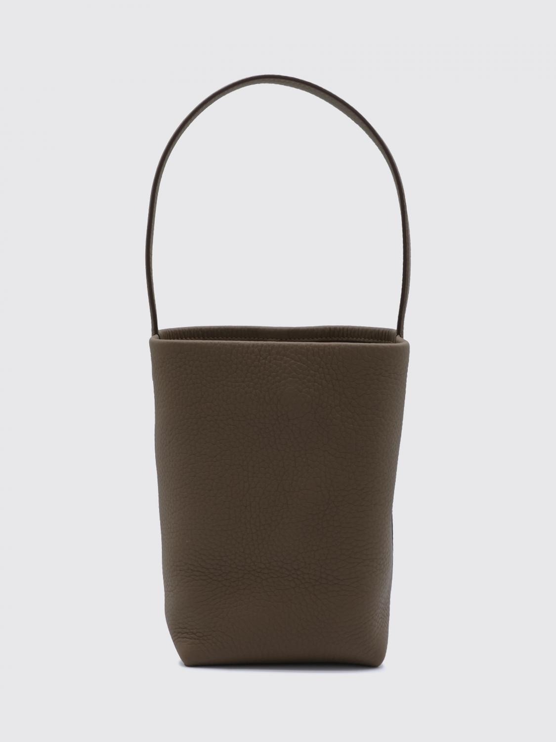 woman's shoulder bag