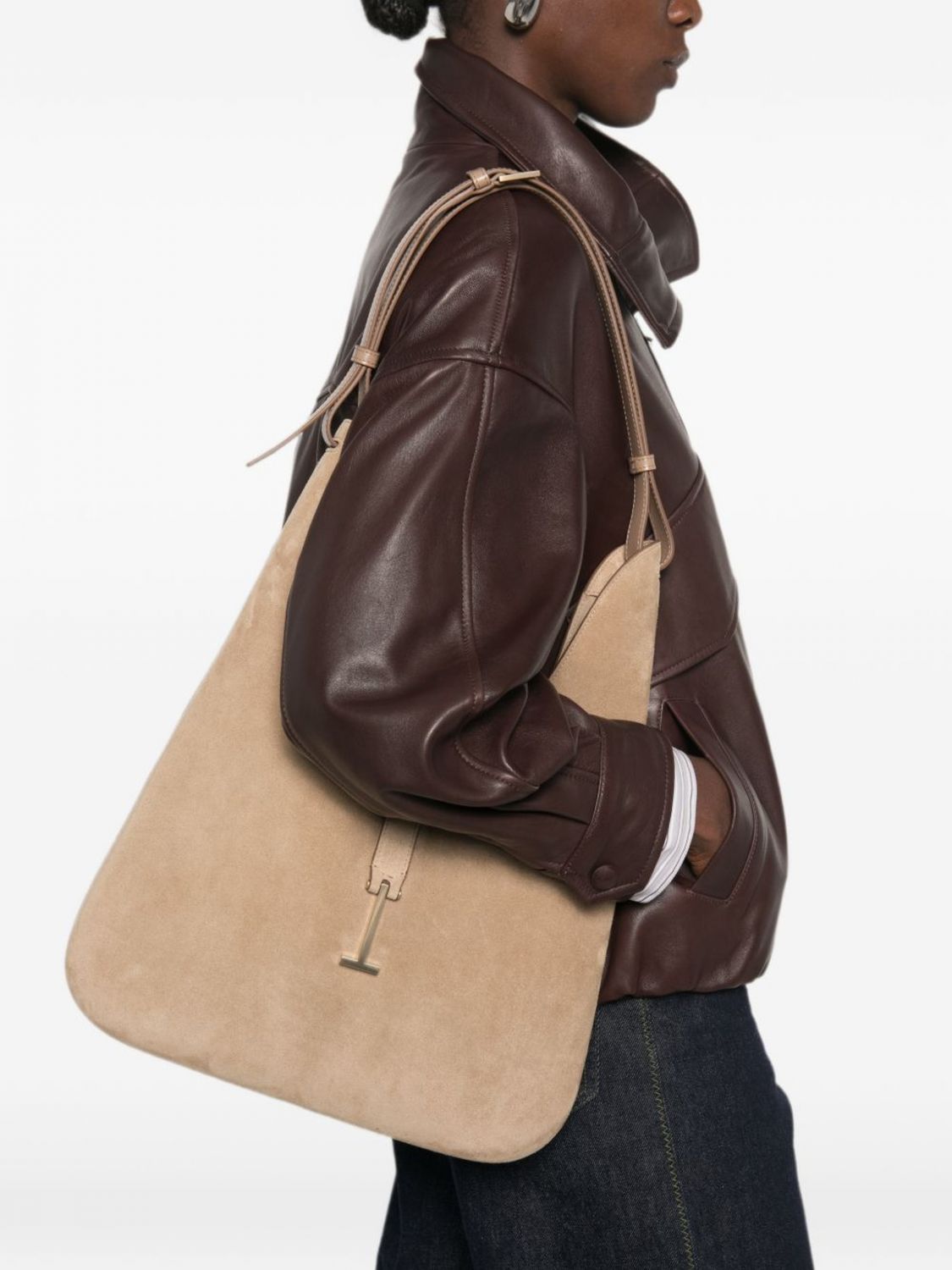 woman's shoulder bag