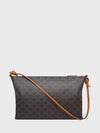 woman's shoulder bag