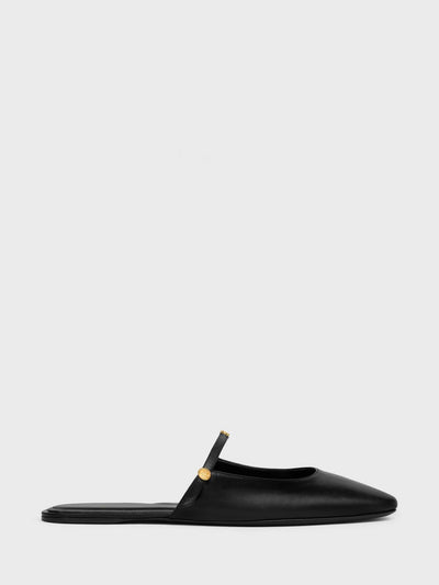 woman's shoes