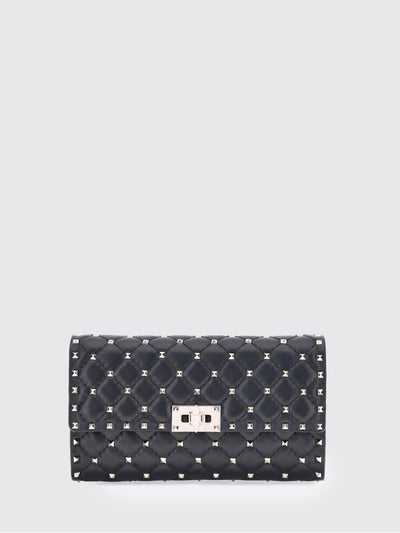 woman's shoulder bag