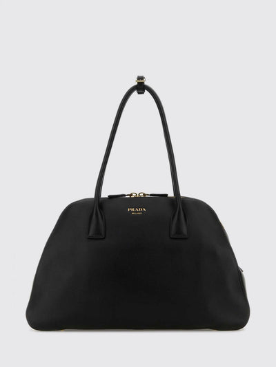 woman's shoulder bag