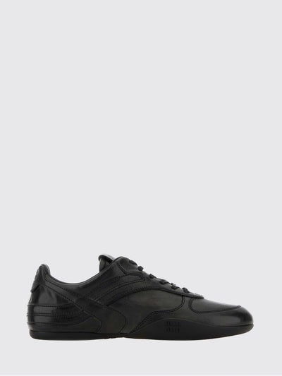 woman's sneakers