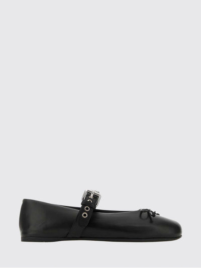 woman's ballet flat