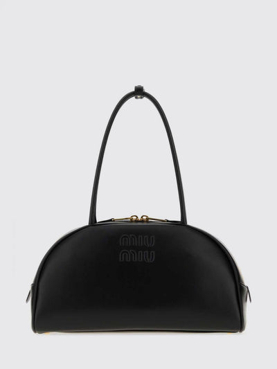 woman's shoulder bag