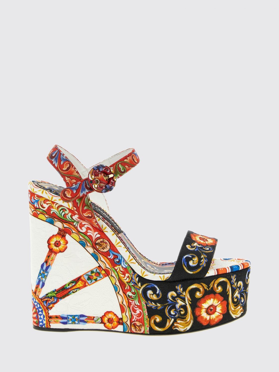 woman's wedge shoes