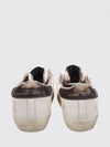 woman's sneakers
