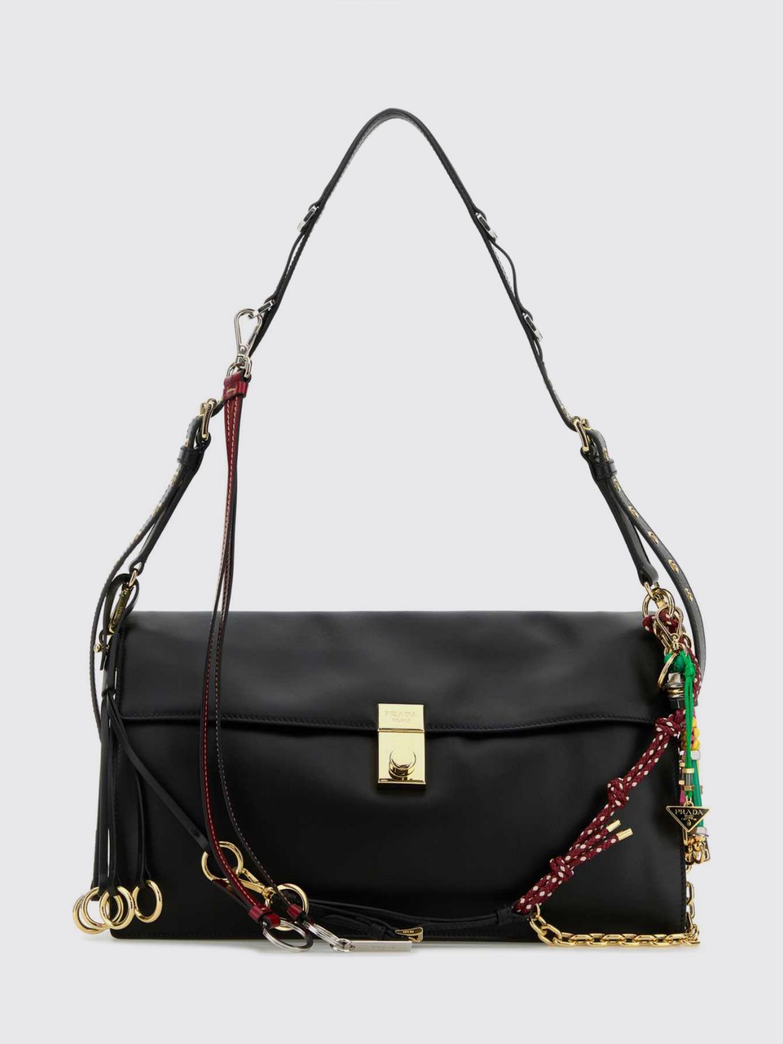 woman's shoulder bag