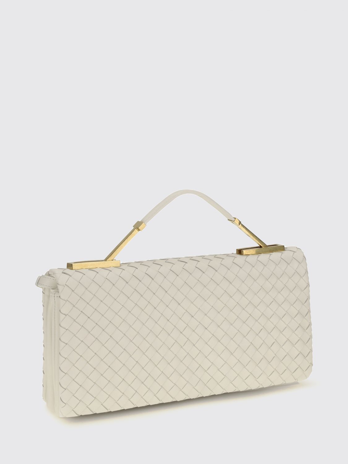 woman's shoulder bag
