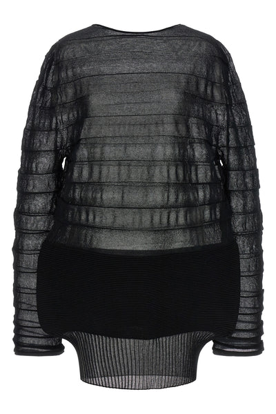 moving knit fabric top