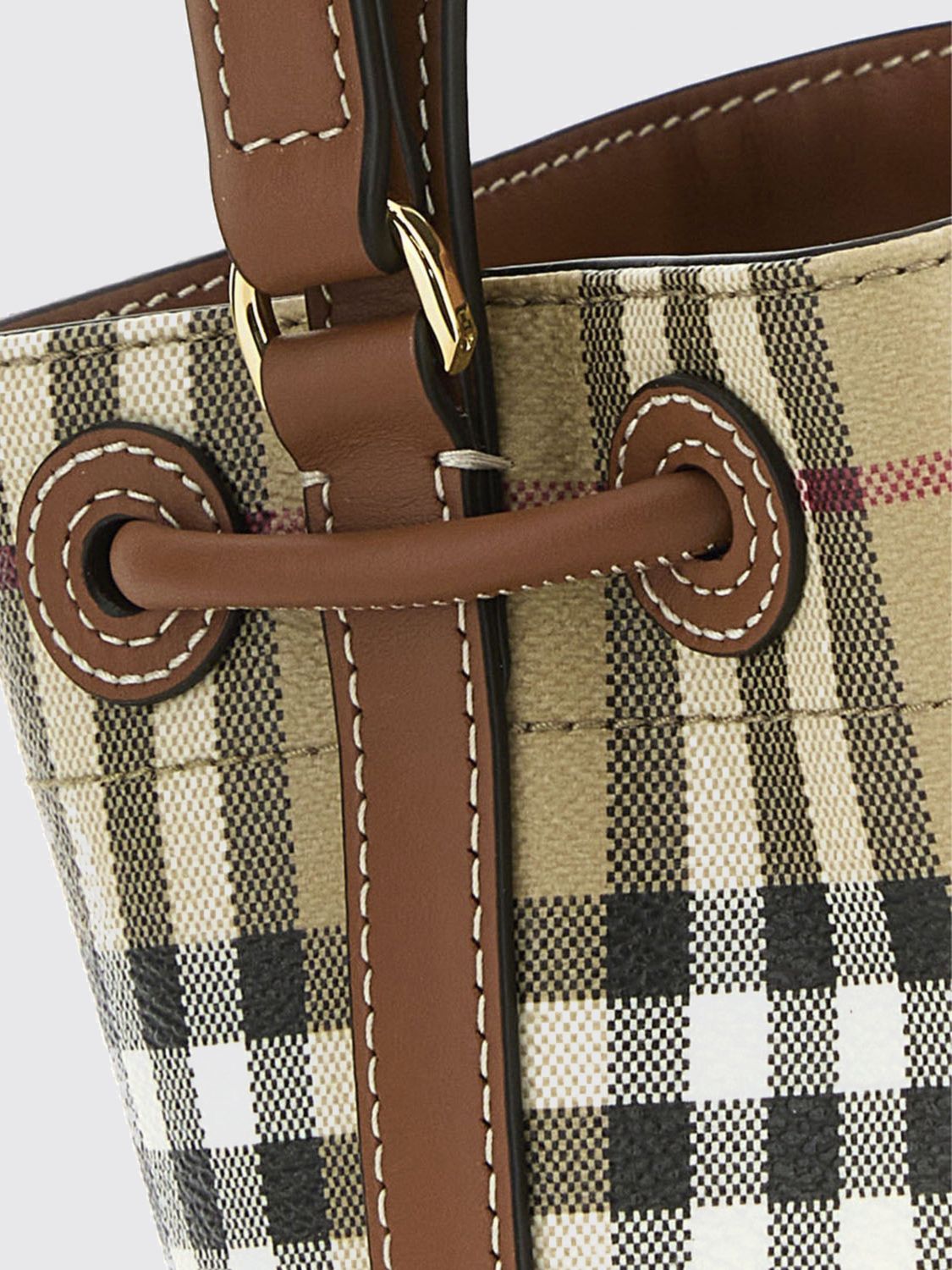 woman's shoulder bag