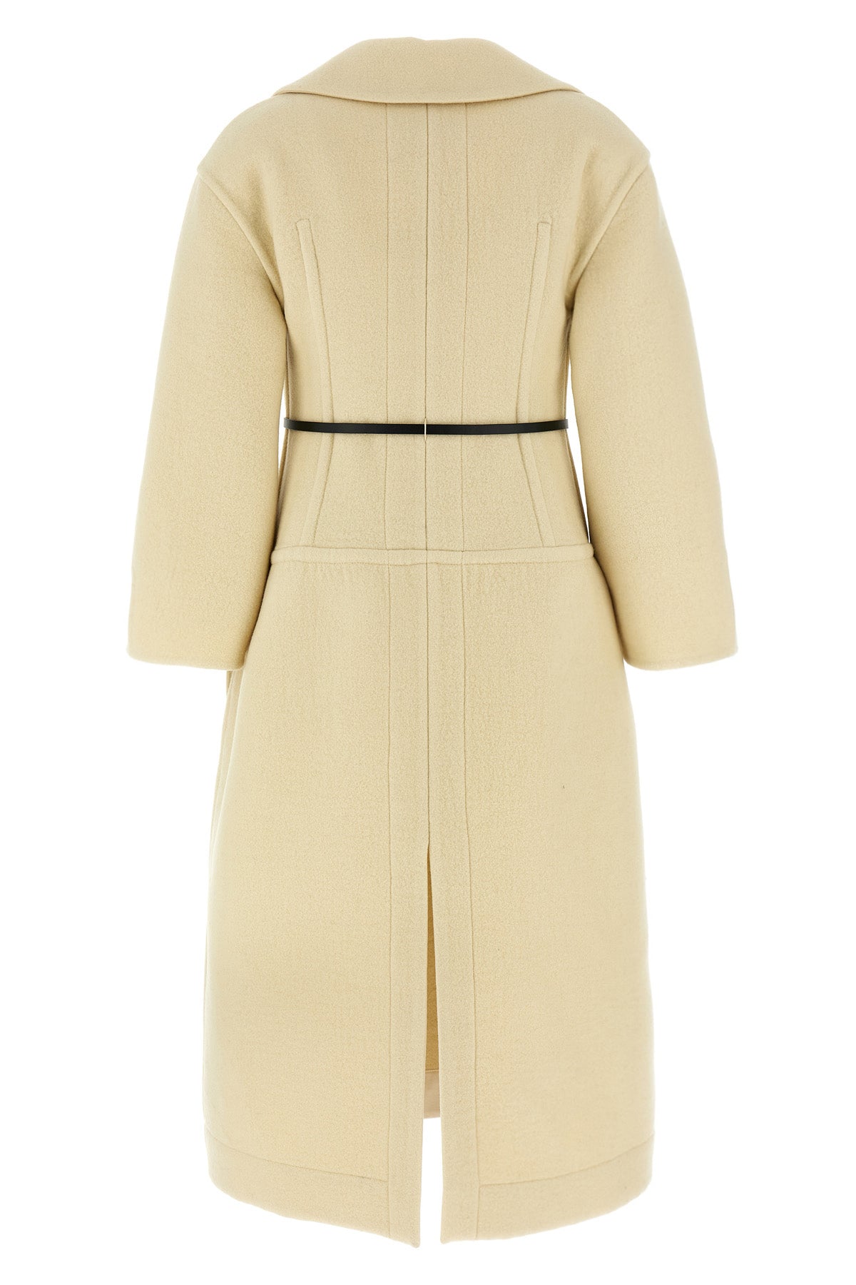 02 single-breasted structured coat in virgin wool felt