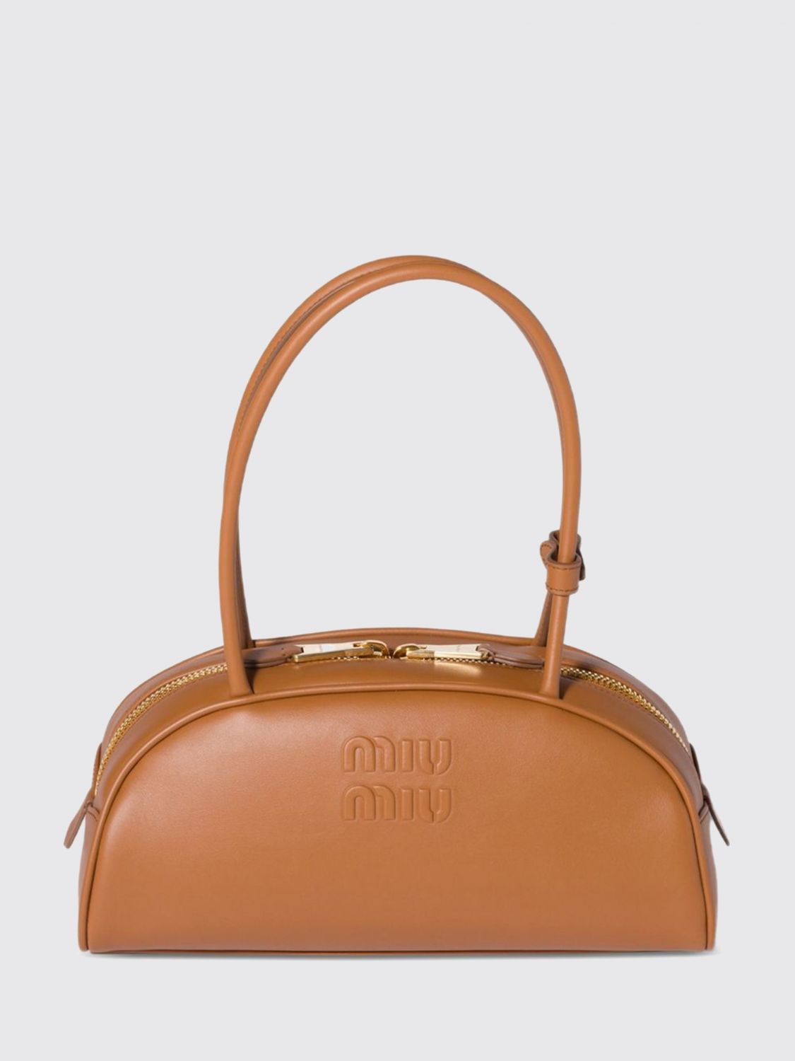 woman's shoulder bag