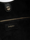 woman's shoulder bag