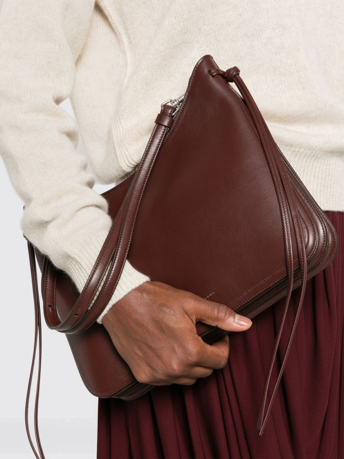 gig smooth leather shoulder bag with removable handle