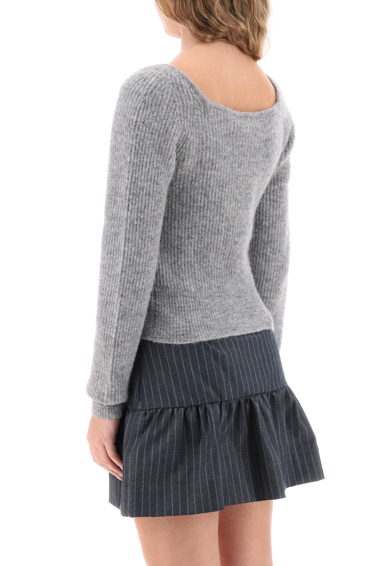 sweater with sweetheart neckline