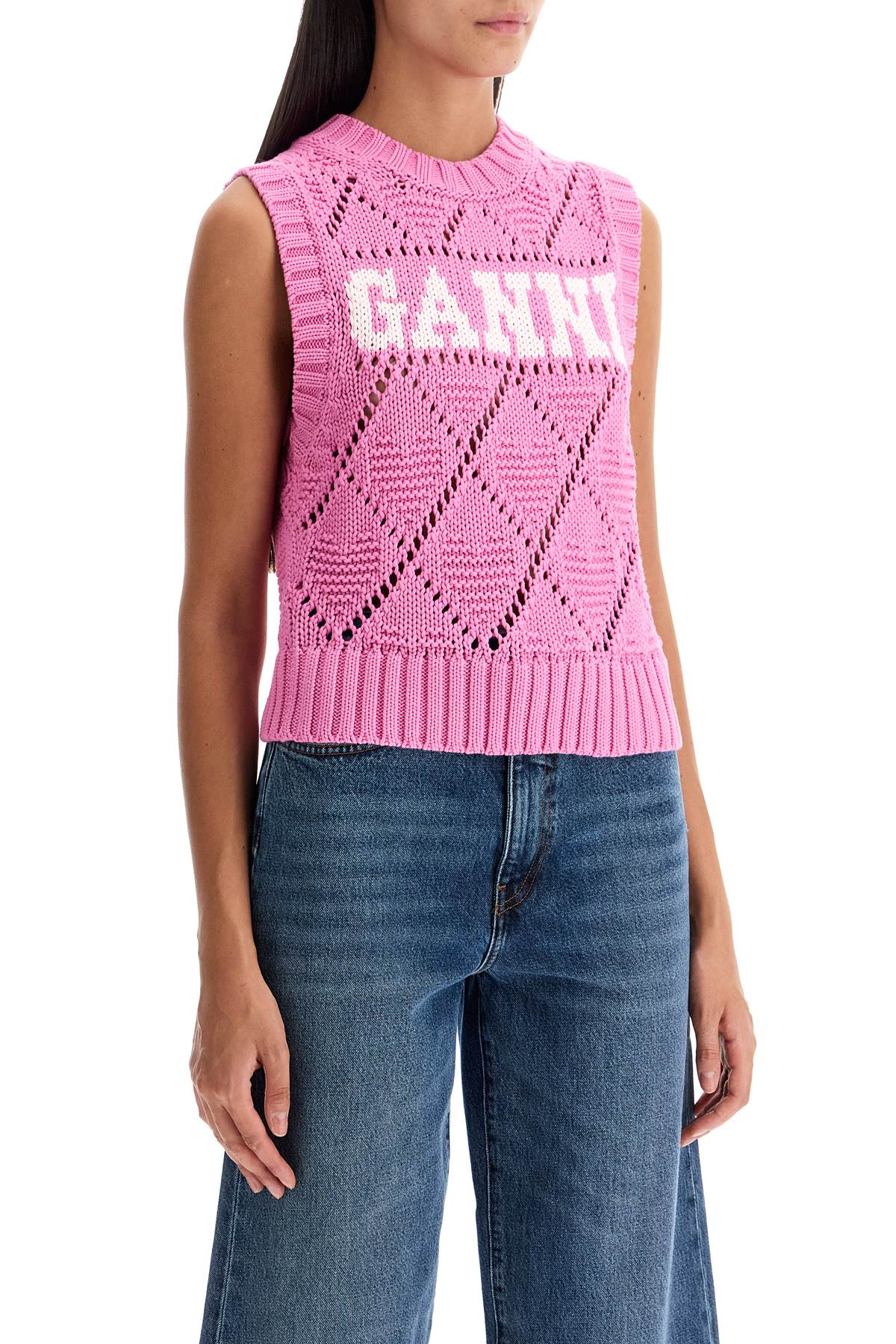 knitted logo vest in seven