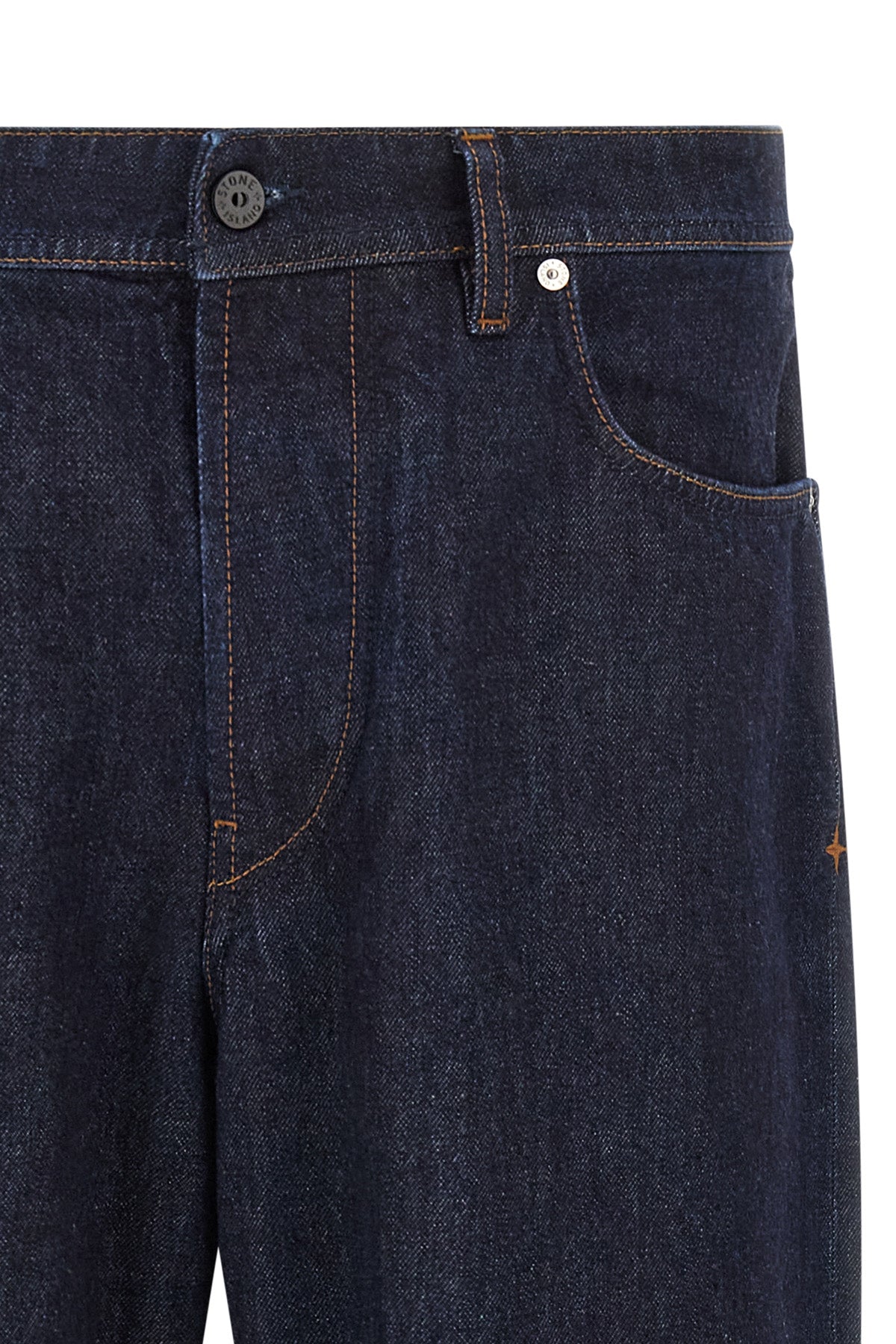 indigo denim-rinsed jeans in garment-dyed cotton denim