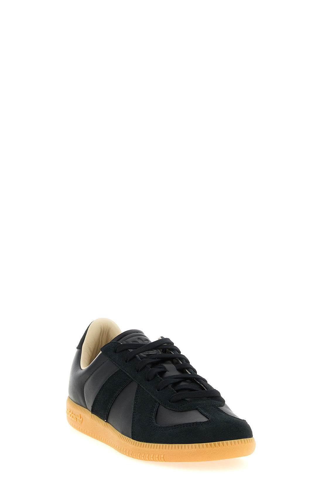 ADIDAS ORIGINALS 7.5 the adidas originals bw army sneakers feature a low-top construction that