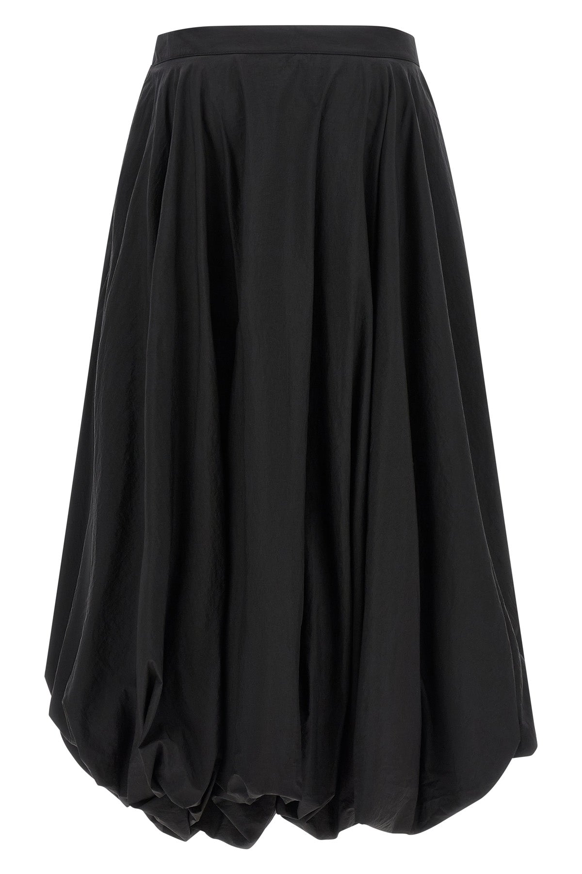 the long skirt y-3 gradient 3-stripes redefines the volumes of the contemporar