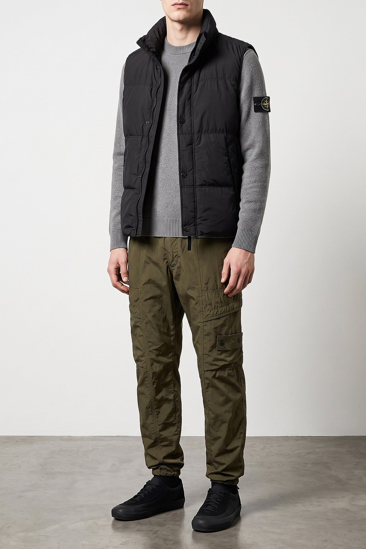 the stone island 5100011 crew neck sweater