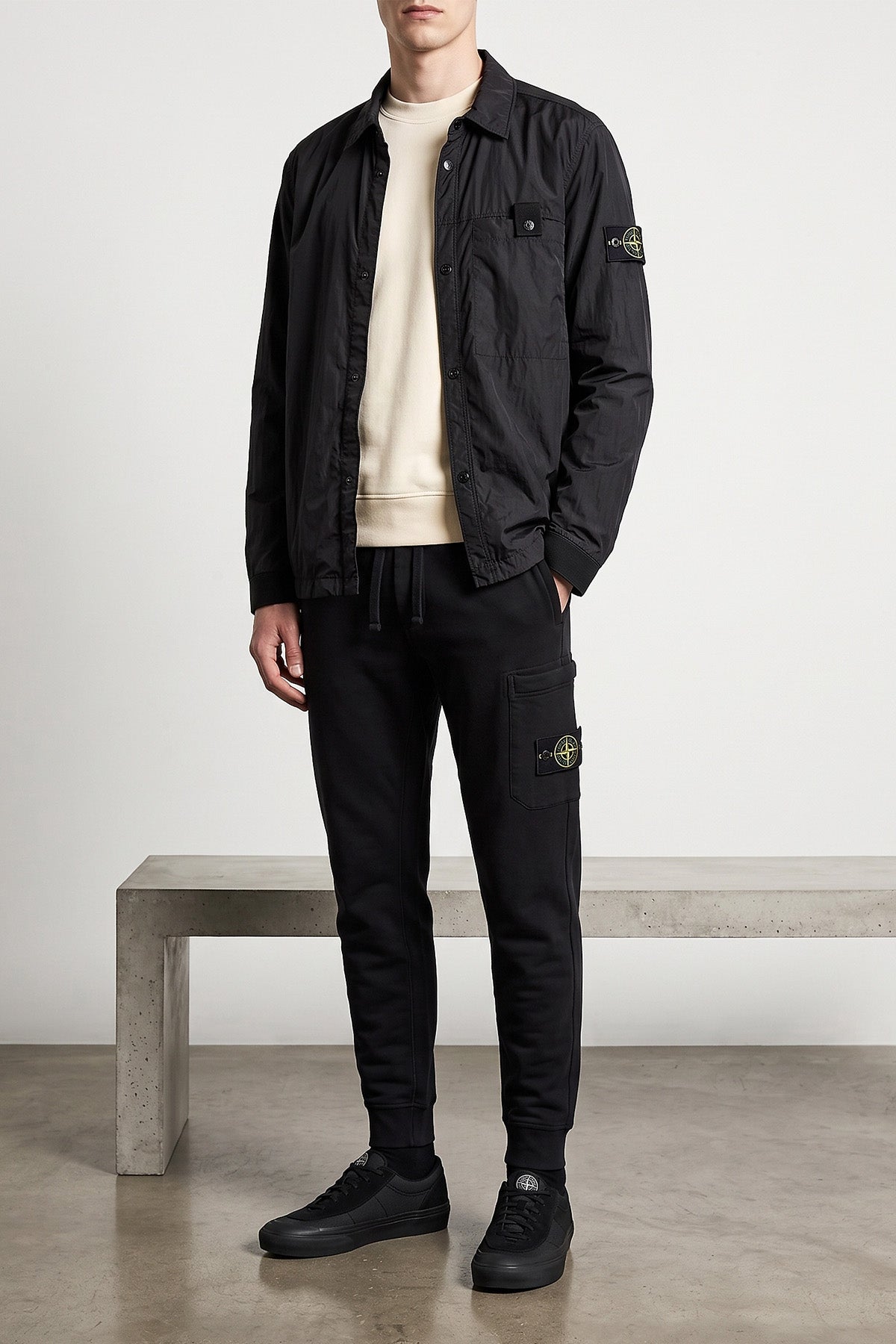 the stone island 6100022 crew neck sweatshirt