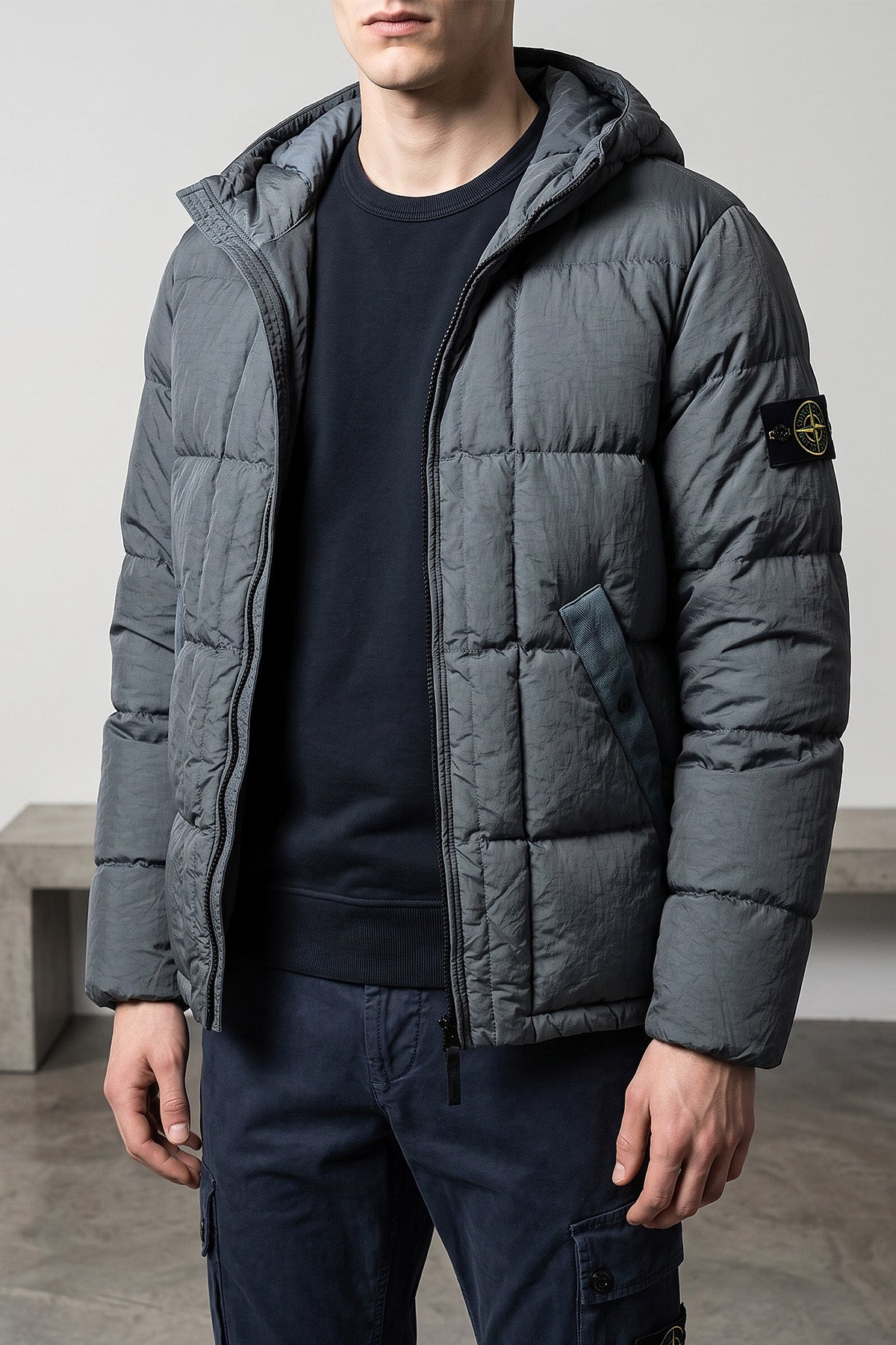 the stone island crew neck sweatshirt