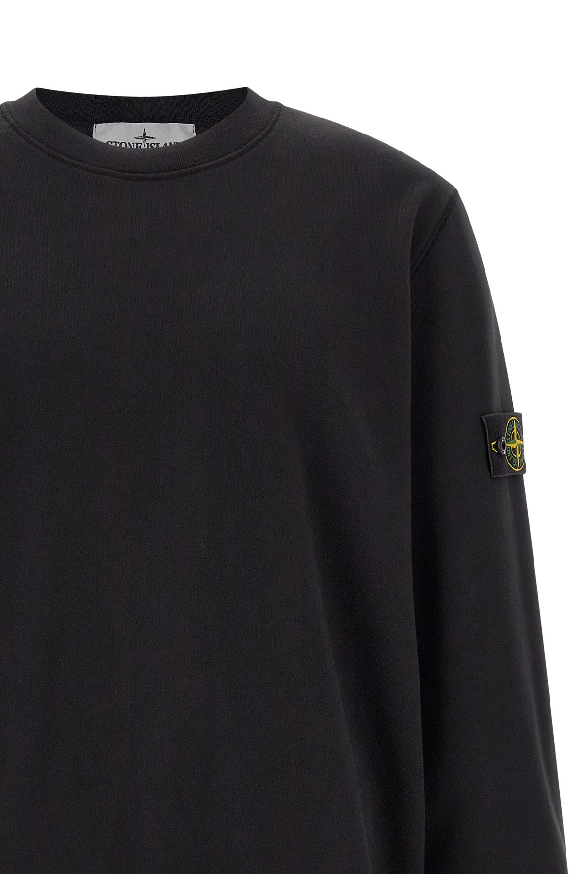 the stone island 6100060 sweatshirt features an essential silhouette defined b