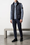 the stone island g100010 vest
