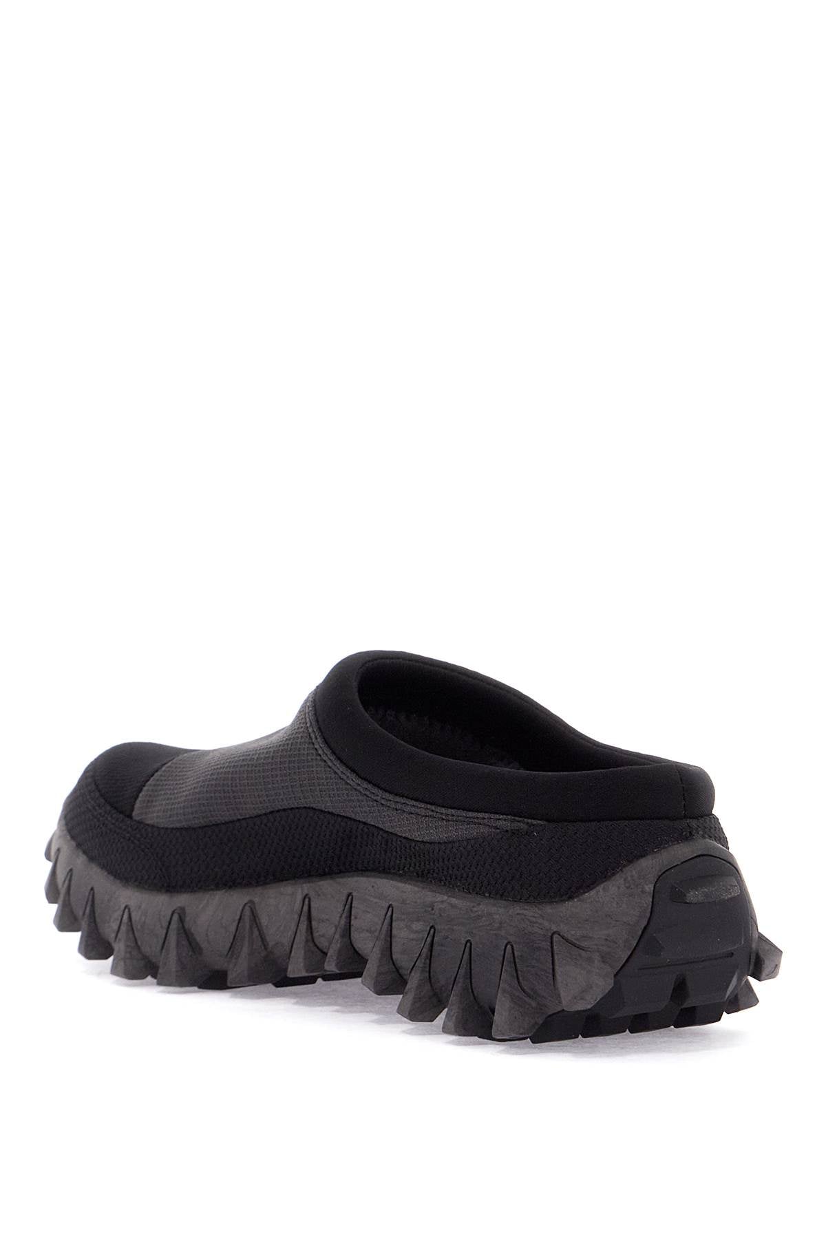 recycled material slip-on snow c