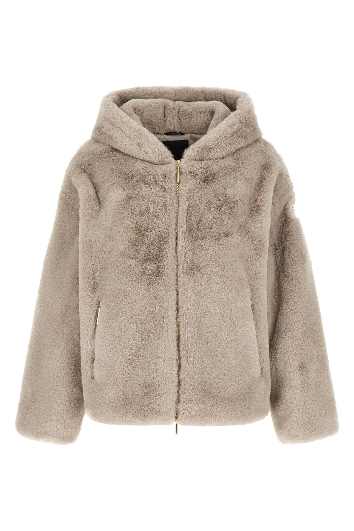 the tatras yumola hooded jacket redefines casual outerwear through careful tac