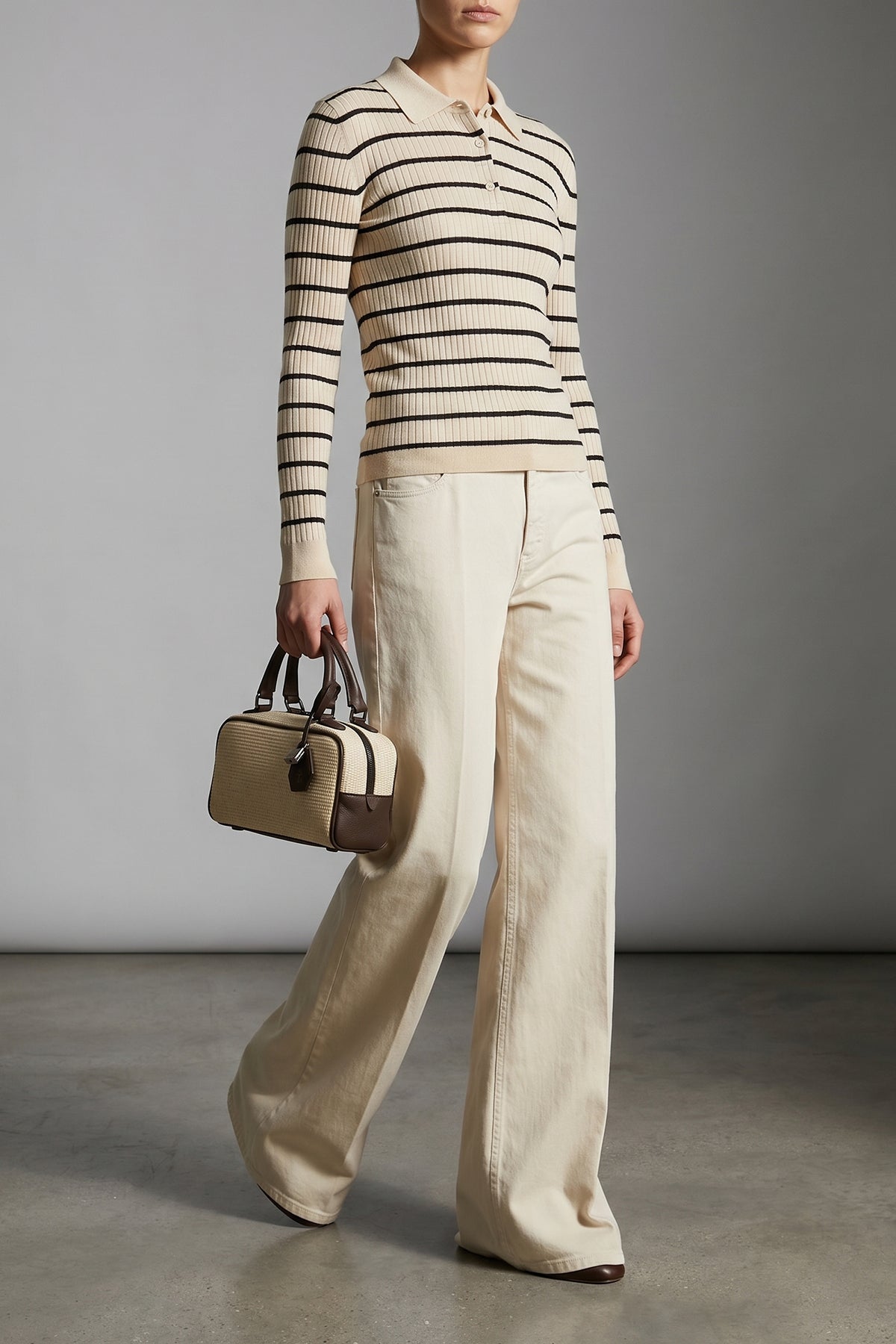 the contemporary loose jeans in garment-dyed cotton denim