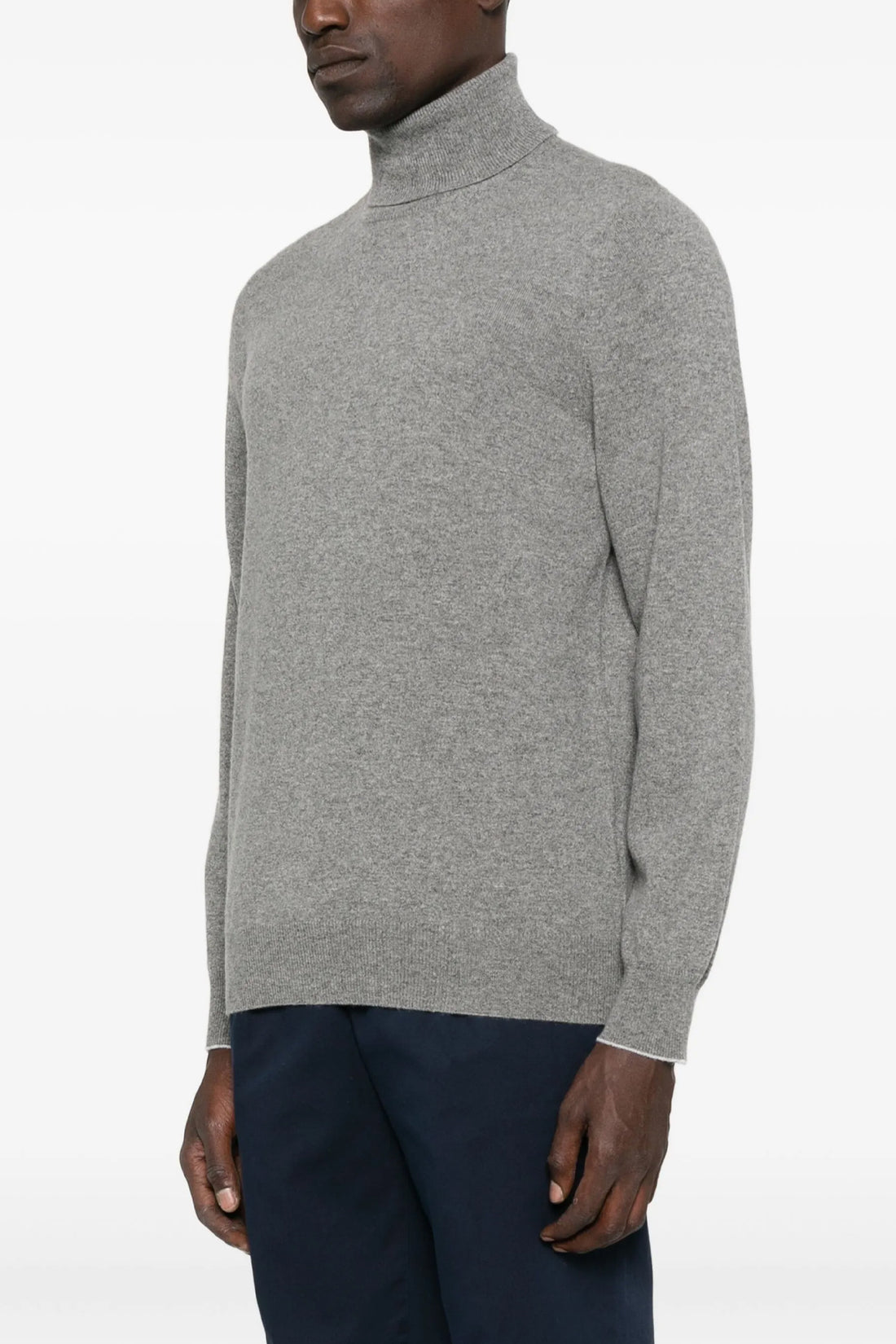 BRUNELLO CUCINELLI 46 turtleneck cashmere sweater