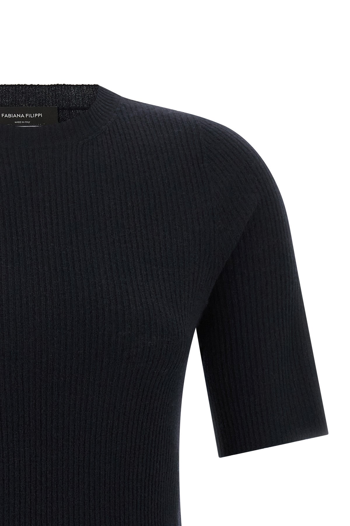 the fabiana filippi knitted t-shirt redefines the concept of essentiality throug