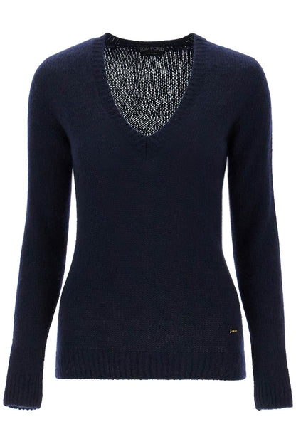 regular fit v-neck pullover sweater.