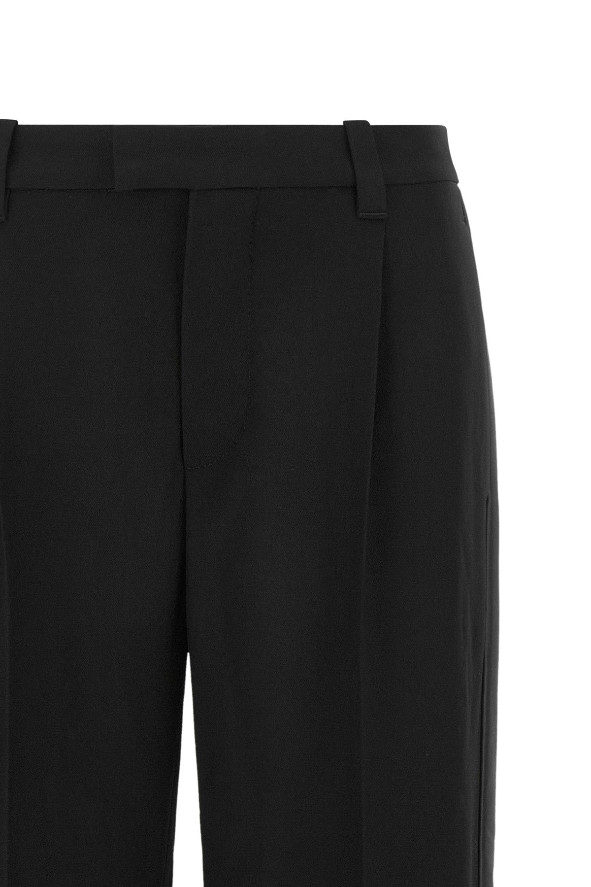 brunello cucinelli trousers embody sartorial excellence through a refined silhou